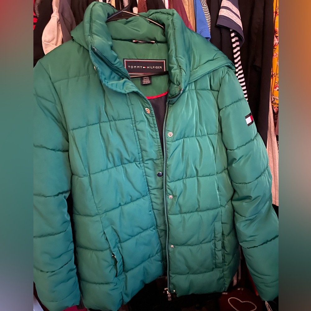 Tommy Hilfiger Women's Green Puffer Jacket